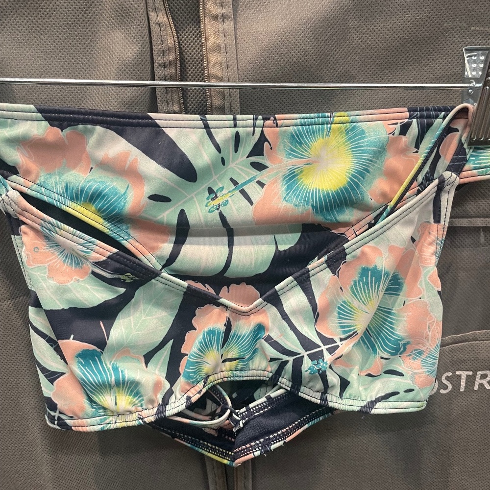 Girls Roxy Bikini size 10 & matching board shorts